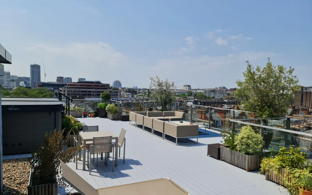 does aluminium decking get hot